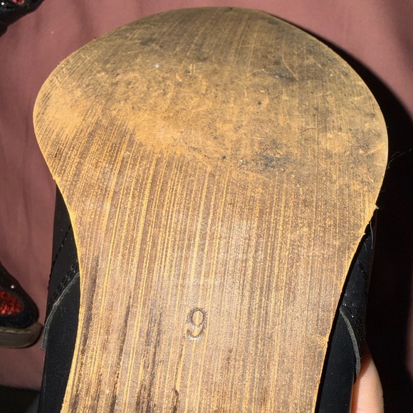 Cow Girl Black and Red Embellished Women's Boots - Picture 2 of 2